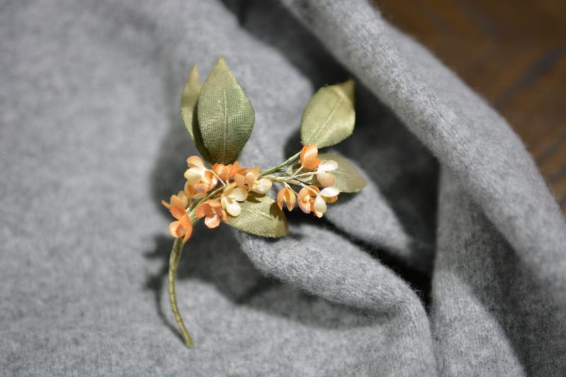Osmanthus Brooch